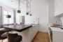 "Traumhaftes, freies Apartment mit Balkon und Einbauküche im Winsviertel" - Küche
